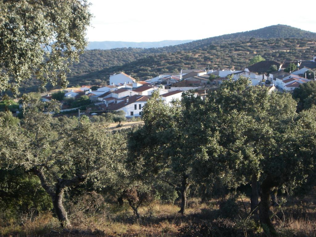 Casa Rural El Trillo Guest House El Alcornocal Eksteriør bilde